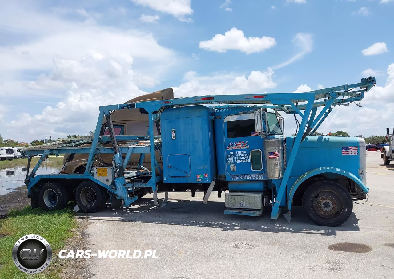 2005 Peterbilt 379 VIN:1NP5DB9X95D875057 - 13
