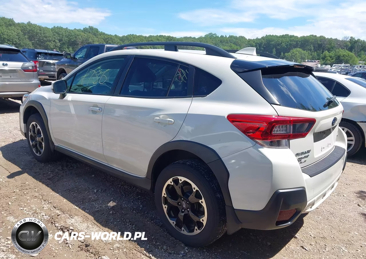 2021 Subaru Crosstrek Premium VIN:JF2GTAEC5M8358461 - 3