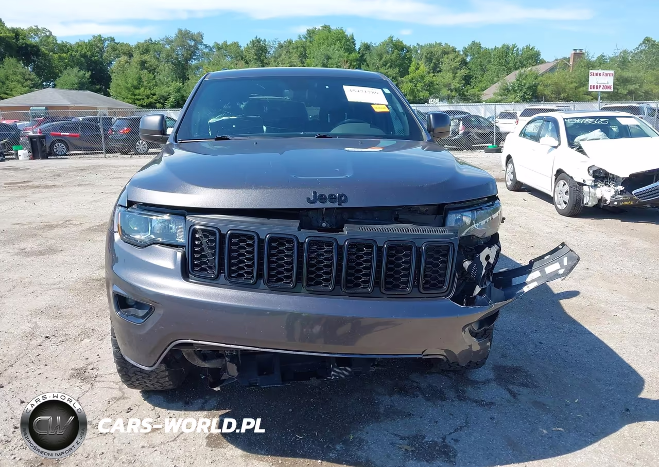 2019 Jeep Grand Cherokee Altitude 4X4 VIN:1C4RJFAG3KC847003 - 13
