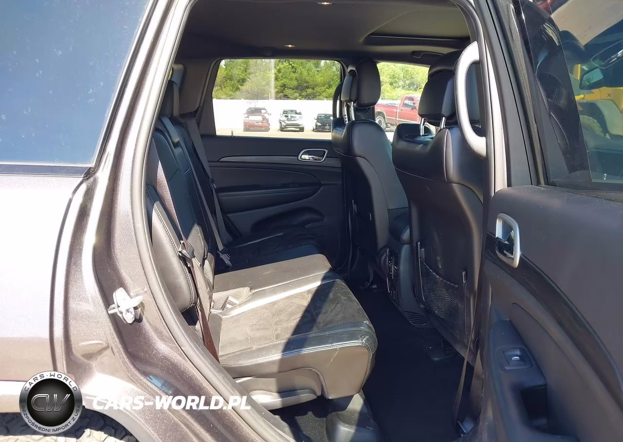 2019 Jeep Grand Cherokee Altitude 4X4 VIN:1C4RJFAG3KC847003 - 8