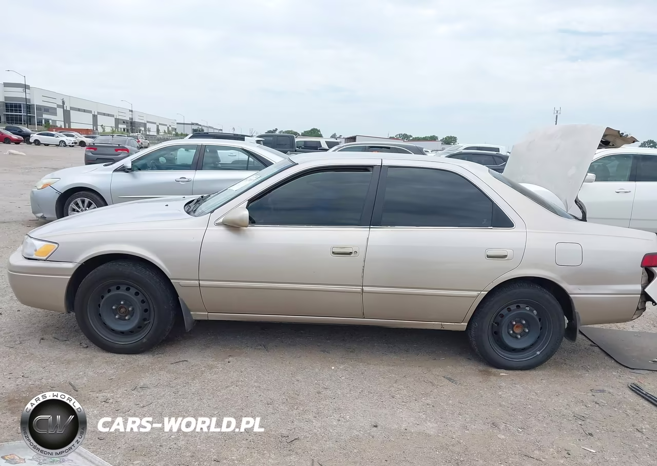1998 Toyota Camry Le VIN:4T1BG22KXWU262586 - 14