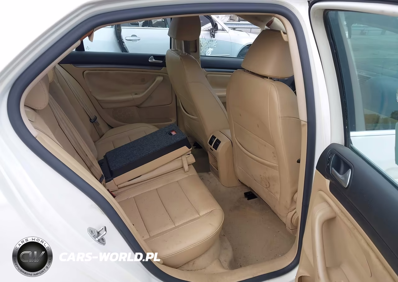 2007 Volkswagen Jetta Wolfsburg Edition VIN:3VWEF71K27M119301 - 8