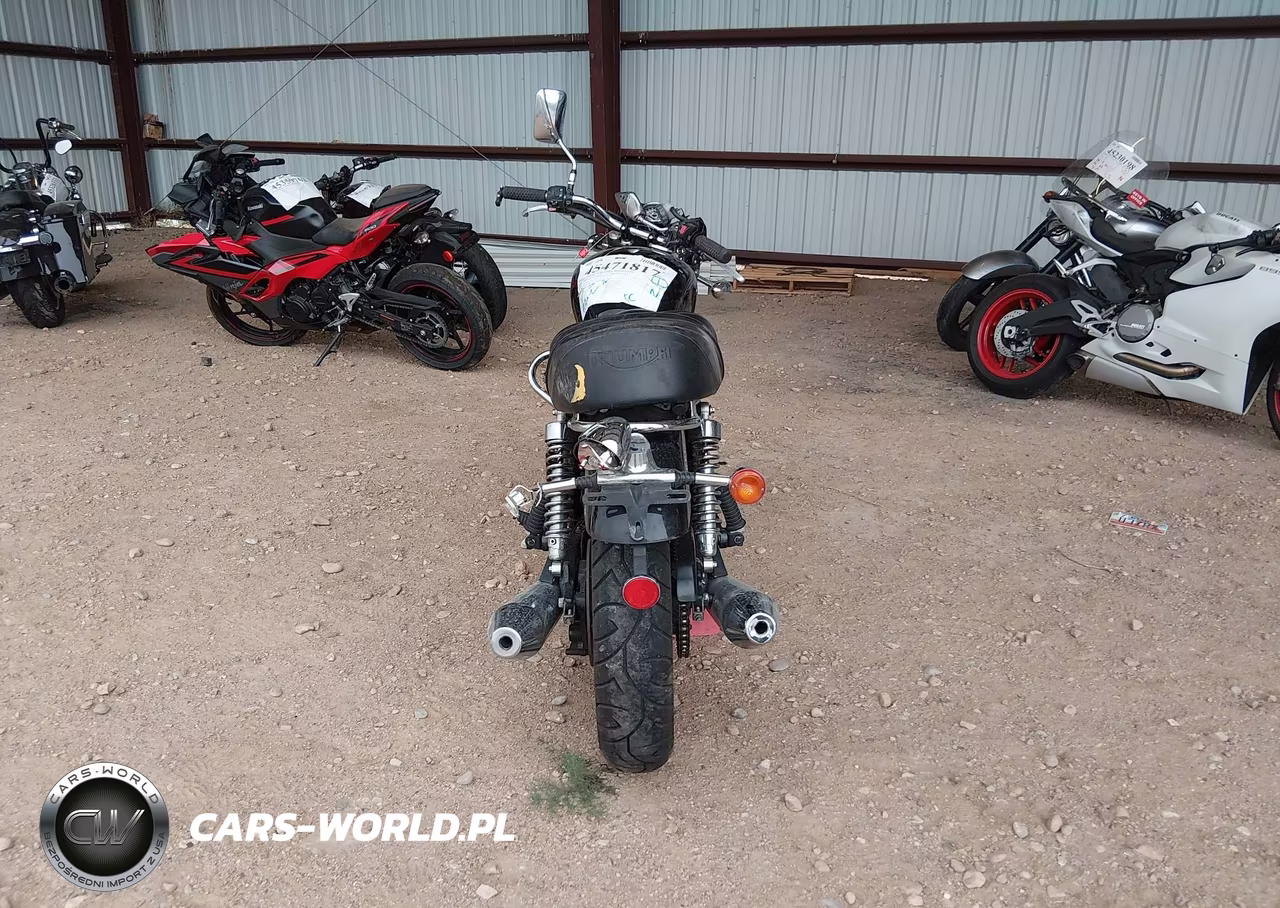 2010 Triumph Motorcycle Bonneville VIN:SMT900K16AT411675 - 6