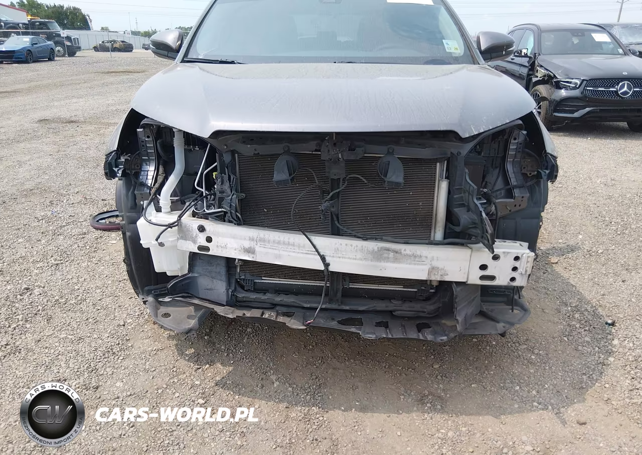 2019 Toyota Highlander Le VIN:5TDZARFH0KS057403 - 6