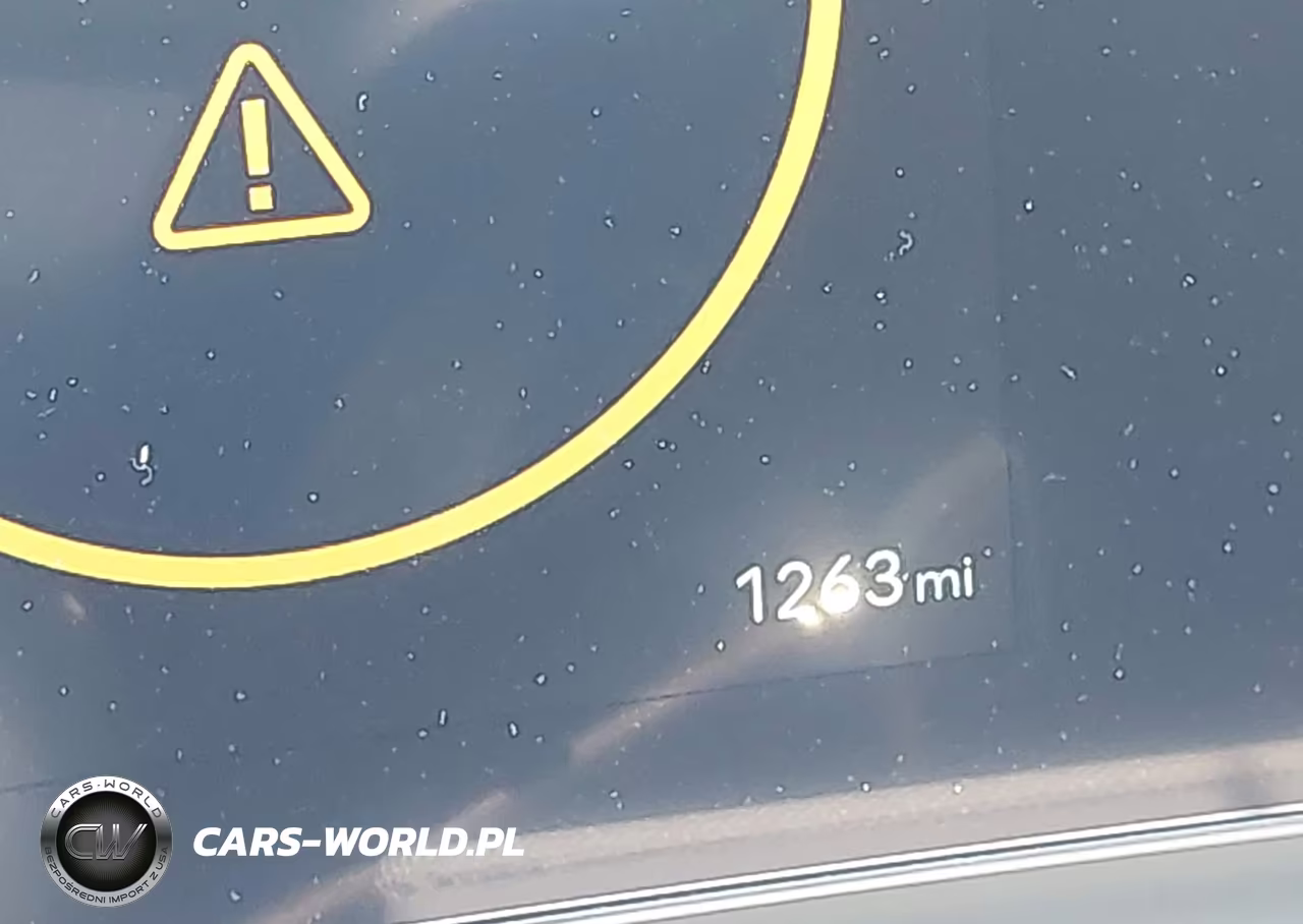 2026 Hyundai Tucson Hybrid Limited VIN:KM8JEDD1XTU447699 - 7