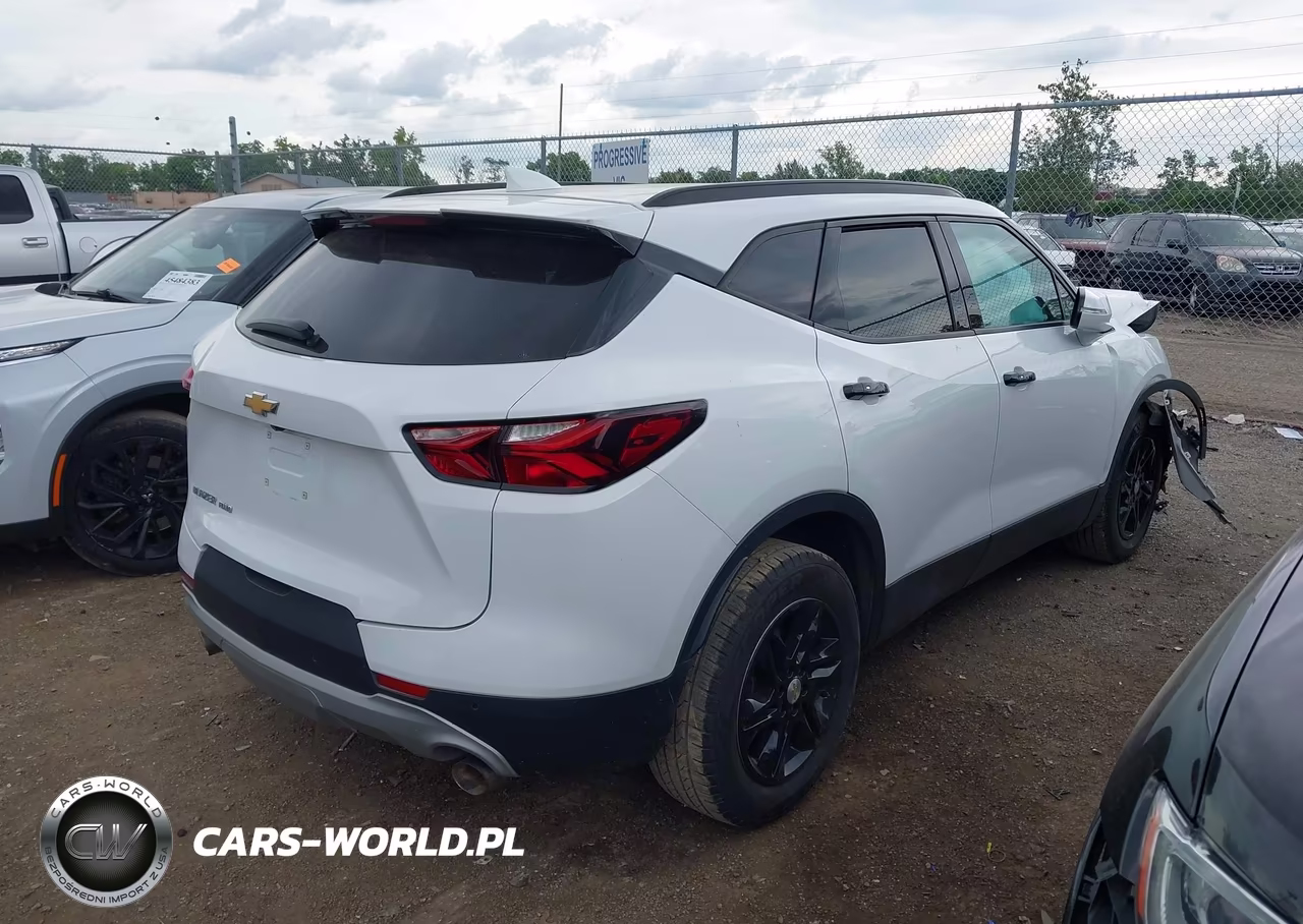 2022 Chevrolet Blazer Awd 2Lt VIN:3GNKBHR44NS152698 - 4