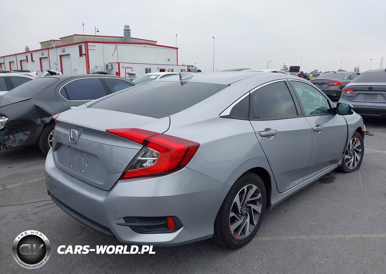 2018 Honda Civic Ex VIN:2HGFC2F70JH502605 - 4