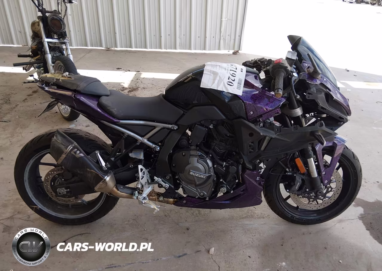 2024 Suzuki Gsx800 F VIN:JS1EM13B8R7100455 - 11