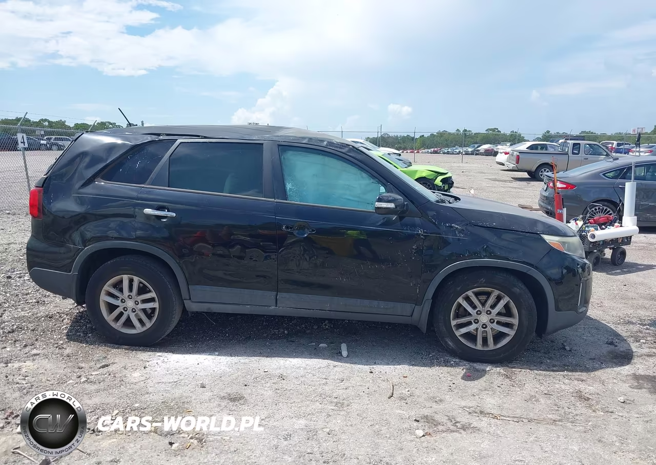 2015 Kia Sorento Lx VIN:5XYKT4A66FG651453 - 12