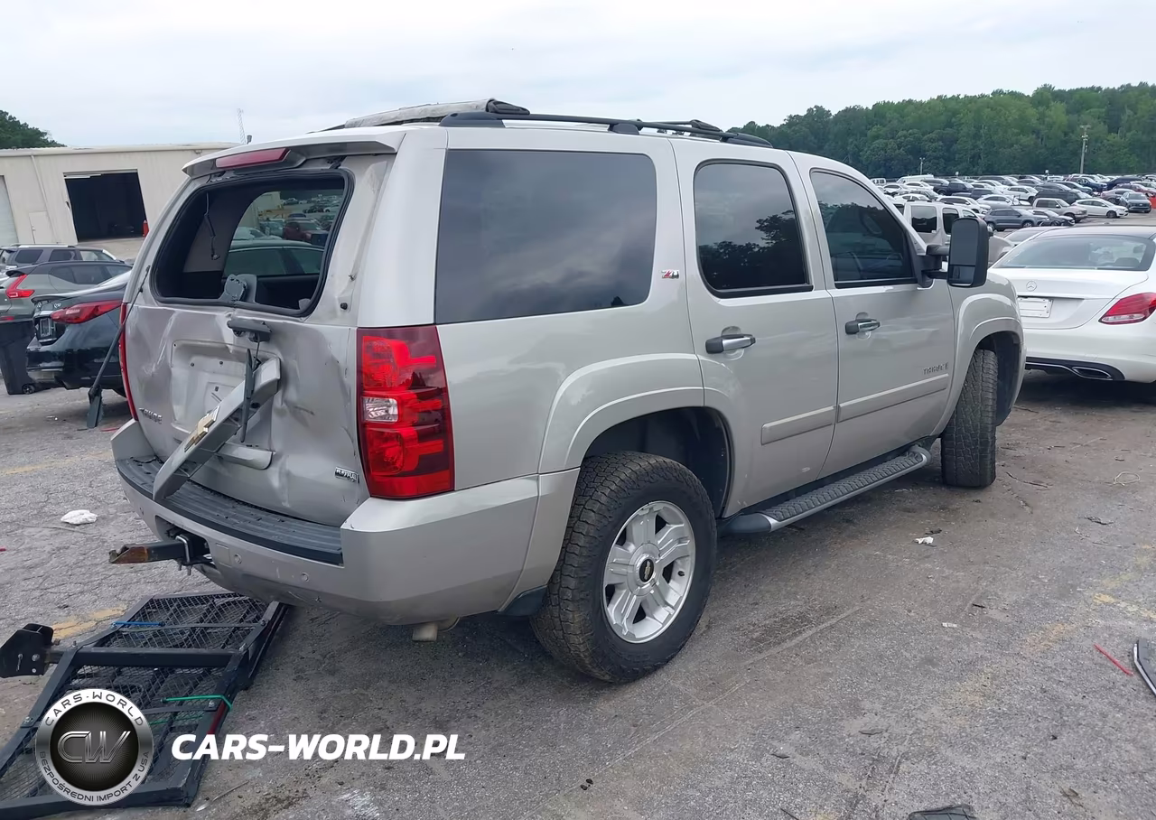 2008 Chevrolet Tahoe Lt VIN:1GNFK13038R202075 - 4