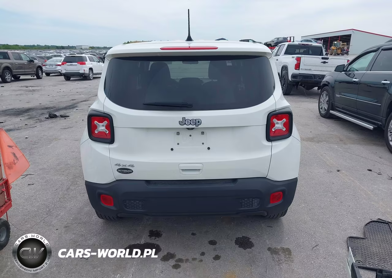 2023 Jeep Renegade Latitude 4X4 VIN:ZACNJDB10PPP60303 - 16