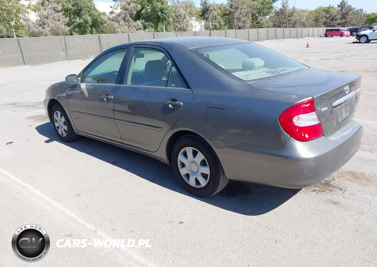 2004 Toyota Camry Le VIN:4T1BE32K74U797514 - 3