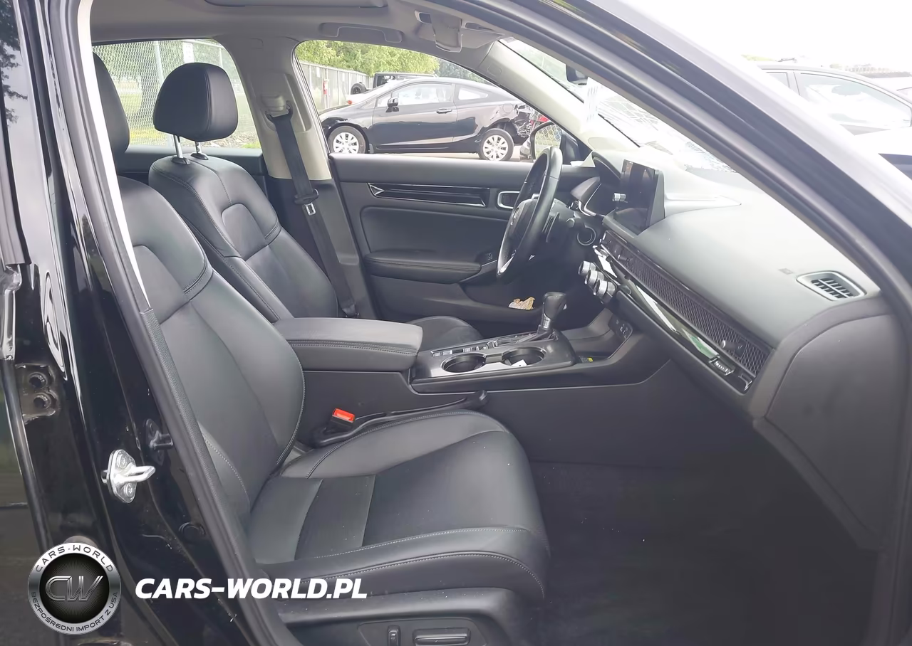2024 Honda Civic Touring VIN:2HGFE1F96RH315743 - 5