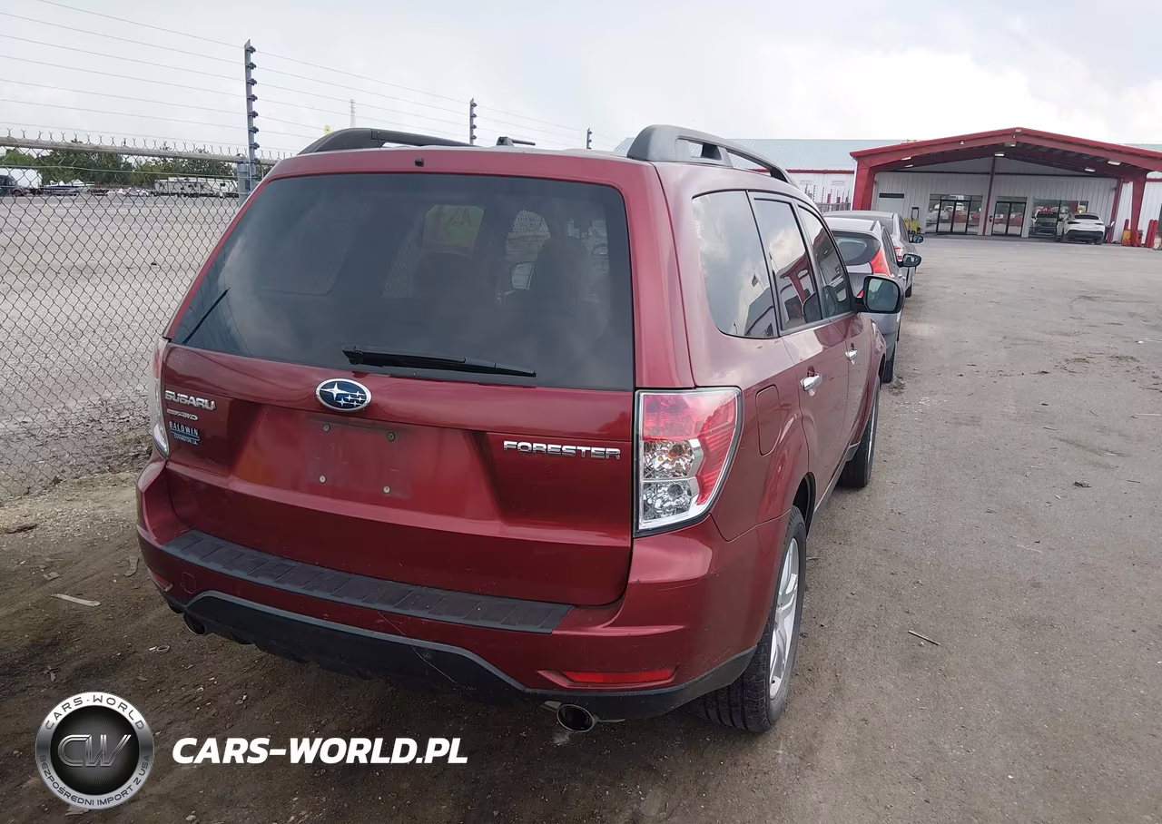 2010 Subaru Forester 2.5X Premium VIN:JF2SH6CC0AH914666 - 4