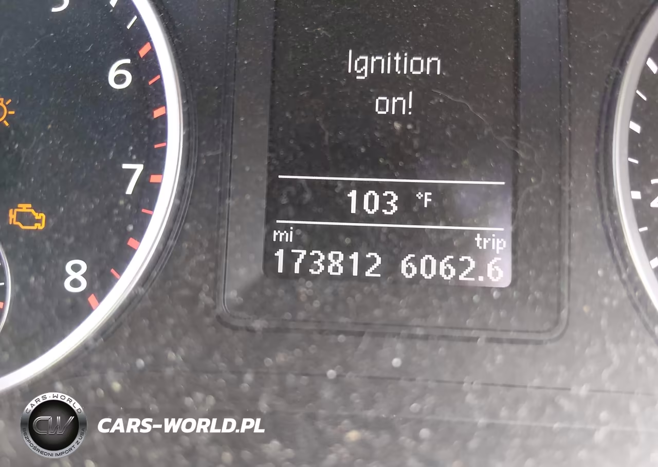 2014 Volkswagen Tiguan R-Line VIN:WVGAV3AX4EW537697 - 15