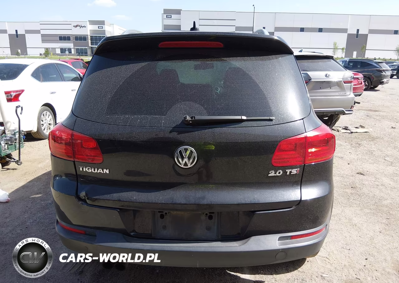 2014 Volkswagen Tiguan R-Line VIN:WVGAV3AX4EW537697 - 16