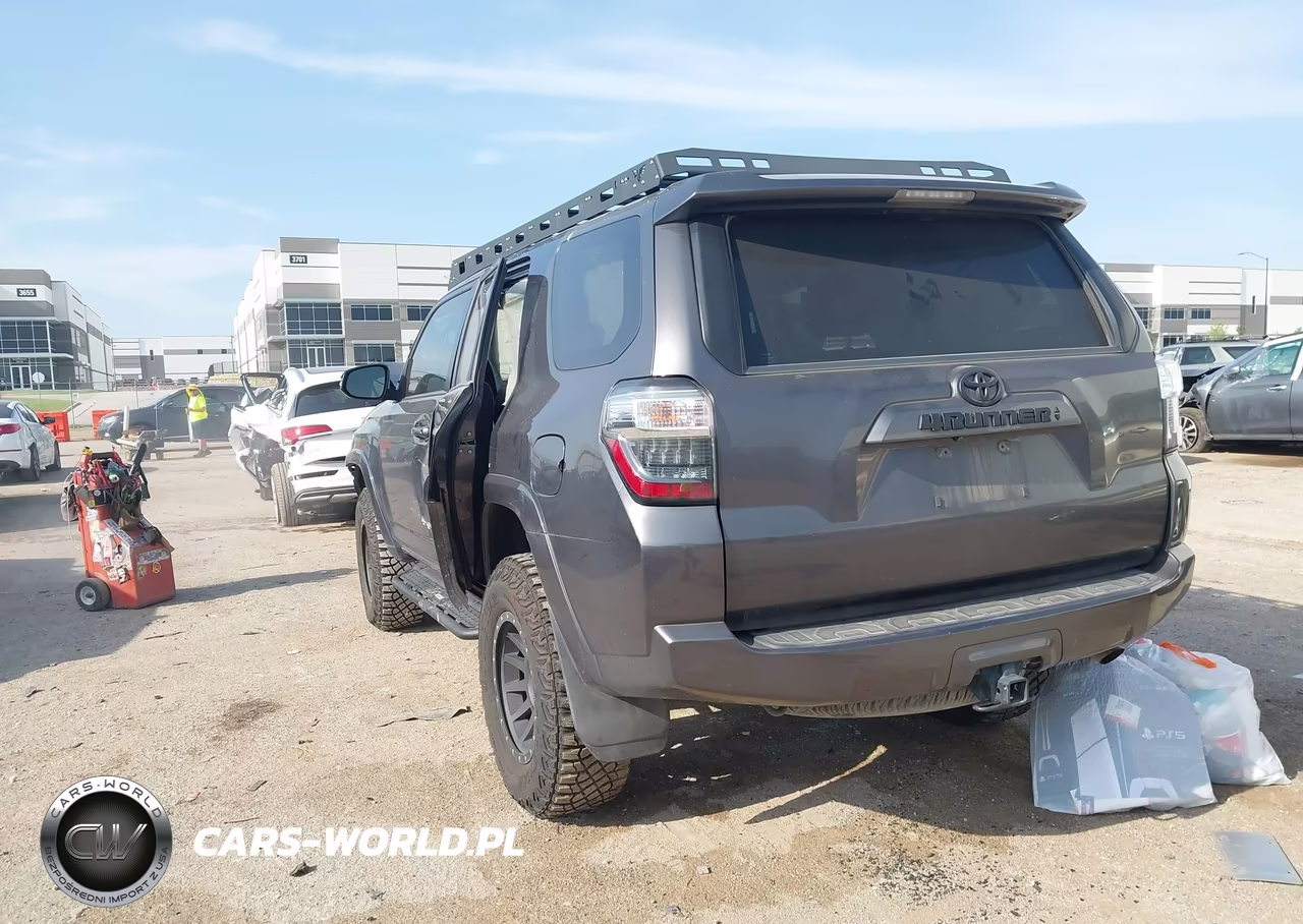 2020 Toyota 4Runner Sr5 Premium VIN:JTEBU5JR5L5818396 - 3