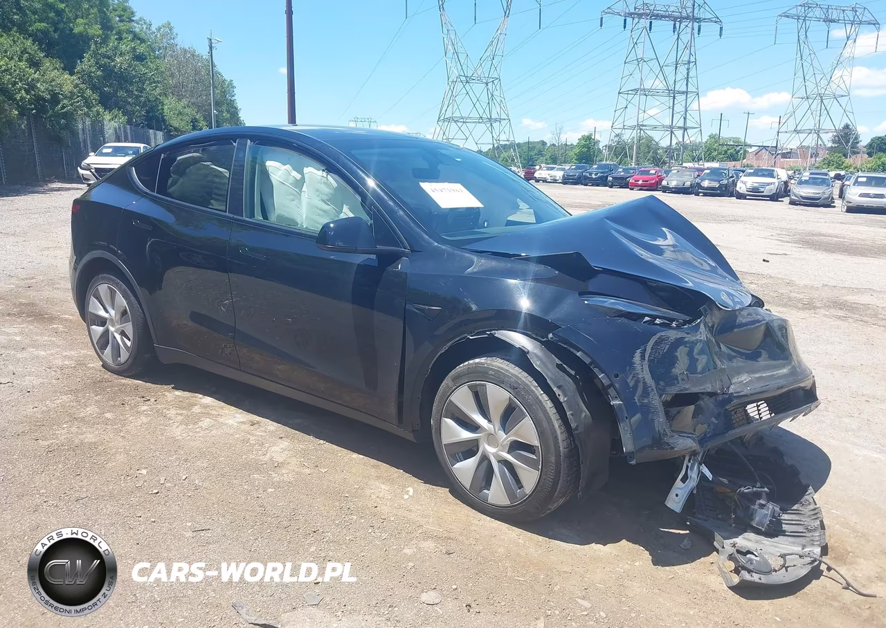 2022 Tesla Model Y Long Range Dual Motor All-Wheel Drive – zdjęcie 1 z 15