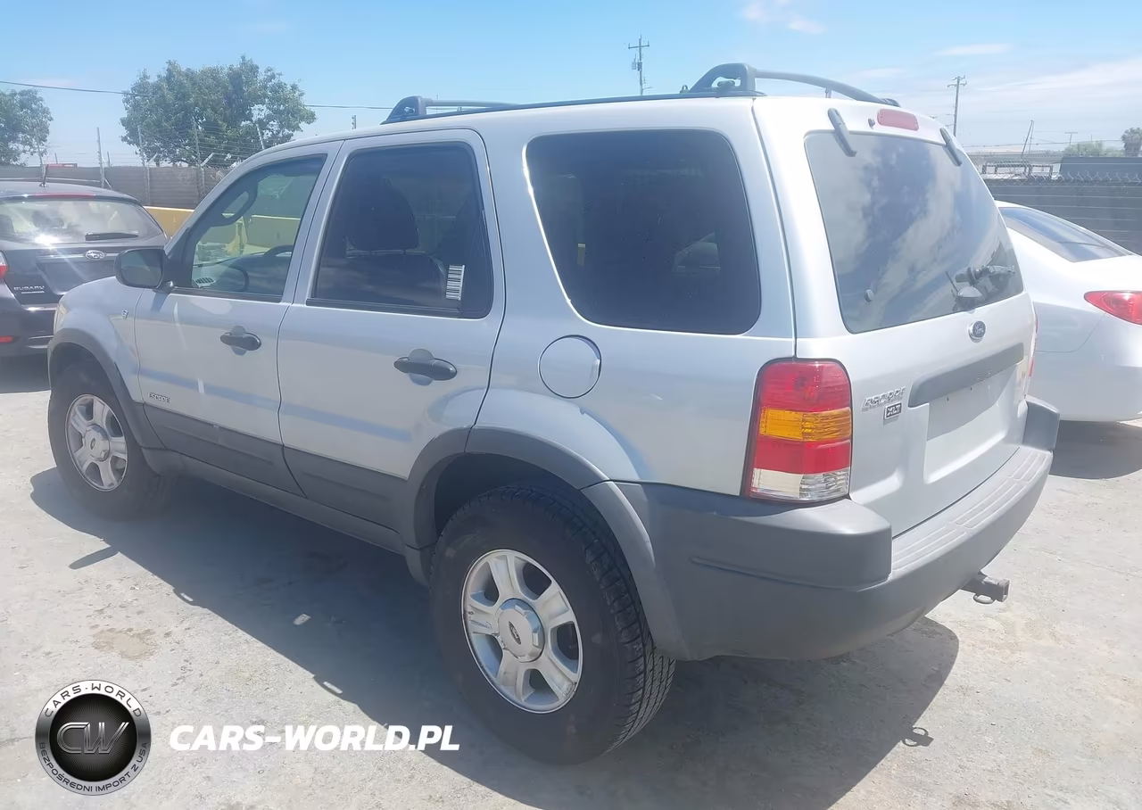 2002 Ford Escape Xlt VIN:1FMYU041X2KA35870 - 3