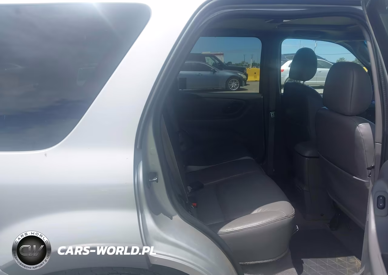 2002 Ford Escape Xlt VIN:1FMYU041X2KA35870 - 8