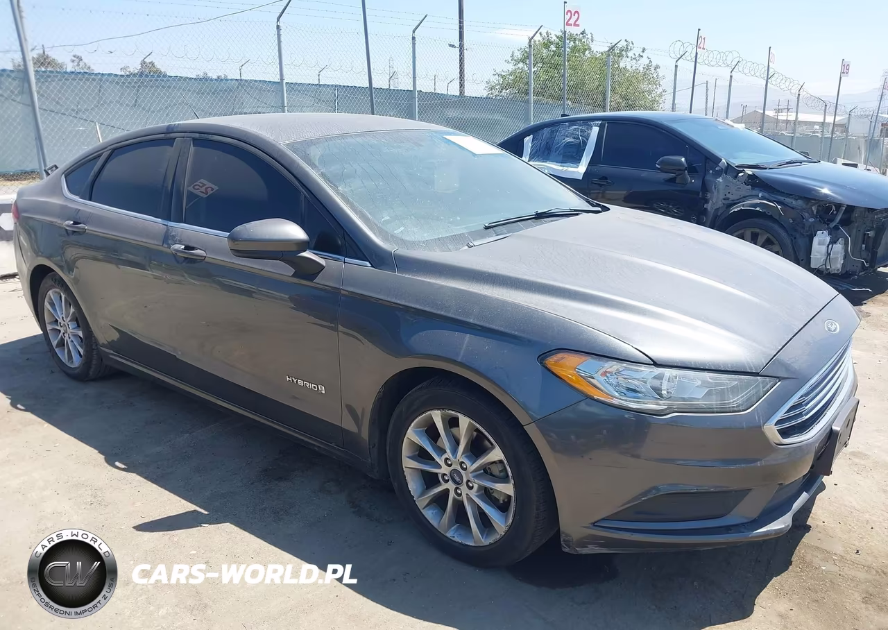 2017 Ford Fusion Hybrid Se – zdjęcie 1 z 18
