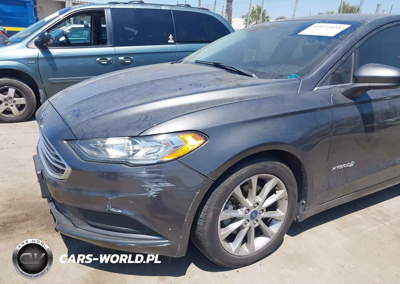 2017 Ford Fusion Hybrid Se VIN:3FA6P0LU1HR286155 - 17