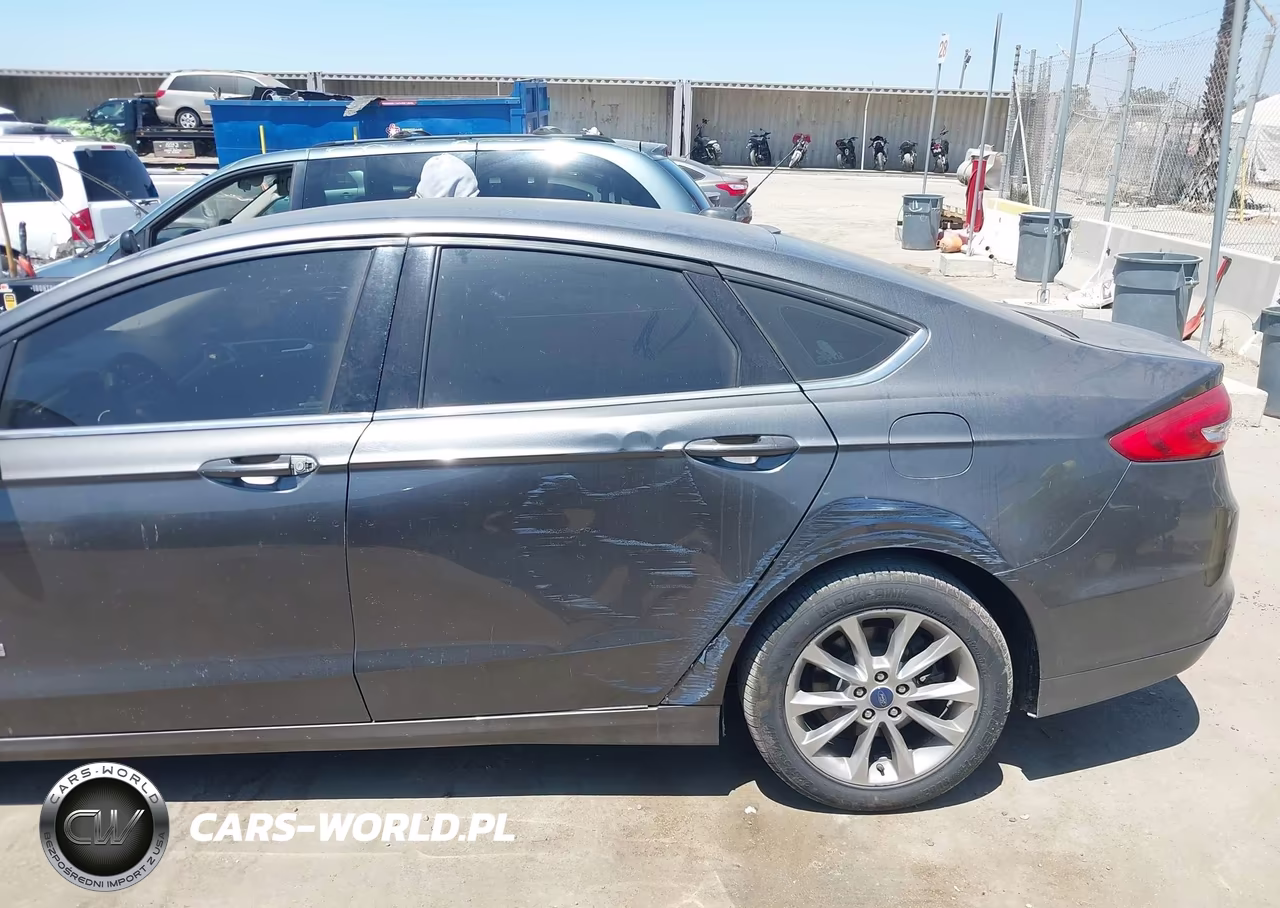 2017 Ford Fusion Hybrid Se VIN:3FA6P0LU1HR286155 - 18