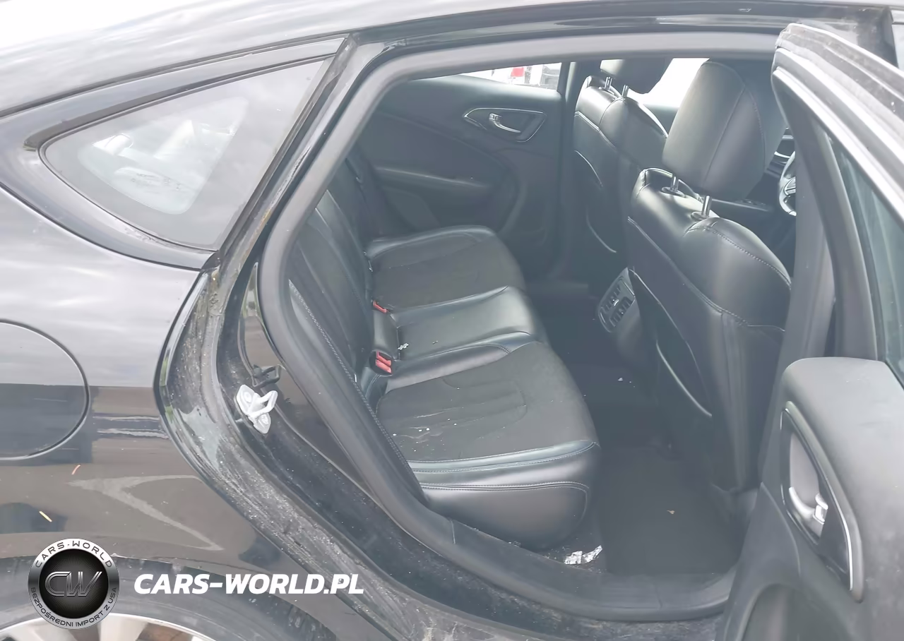 2015 Chrysler 200 S VIN:1C3CCCBG3FN581140 - 8