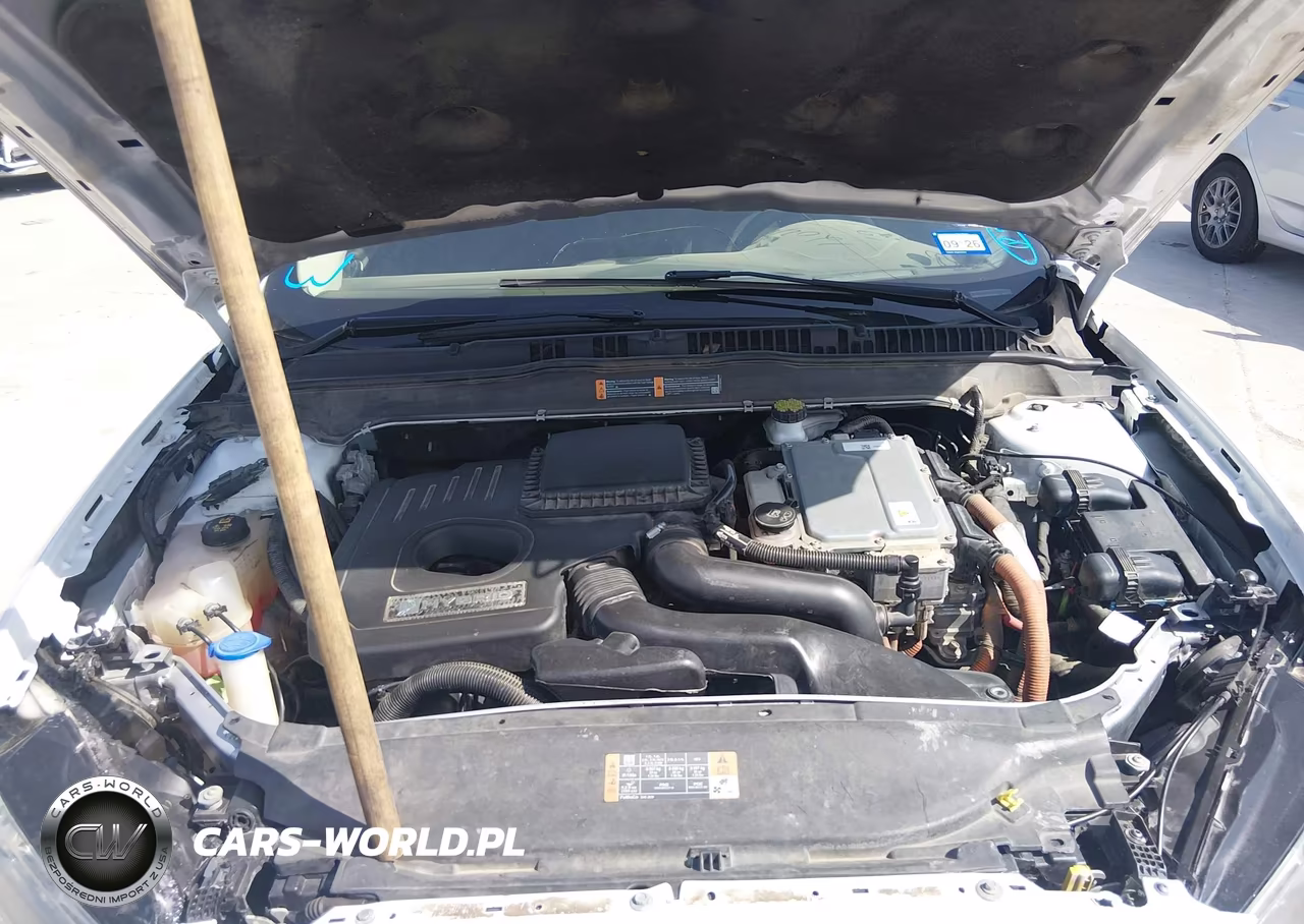 2019 Ford Fusion Hybrid Se VIN:3FA6P0LUXKR120496 - 10