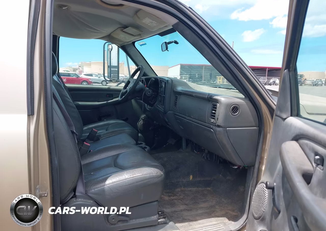 2007 Chevrolet Silverado 3500 Chassis Classic Work Truck VIN:1GBJC34U87E184129 - 5