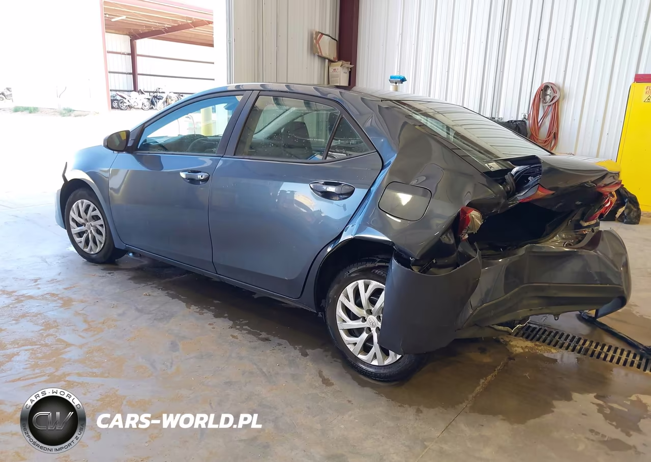2017 Toyota Corolla Le VIN:2T1BURHE4HC872202 - 3