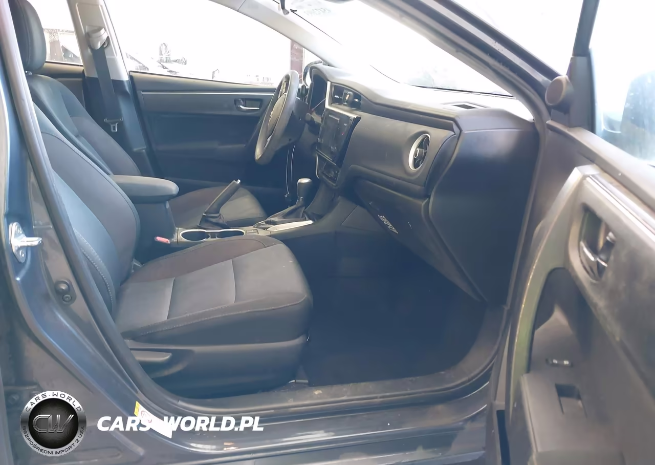 2017 Toyota Corolla Le VIN:2T1BURHE4HC872202 - 5