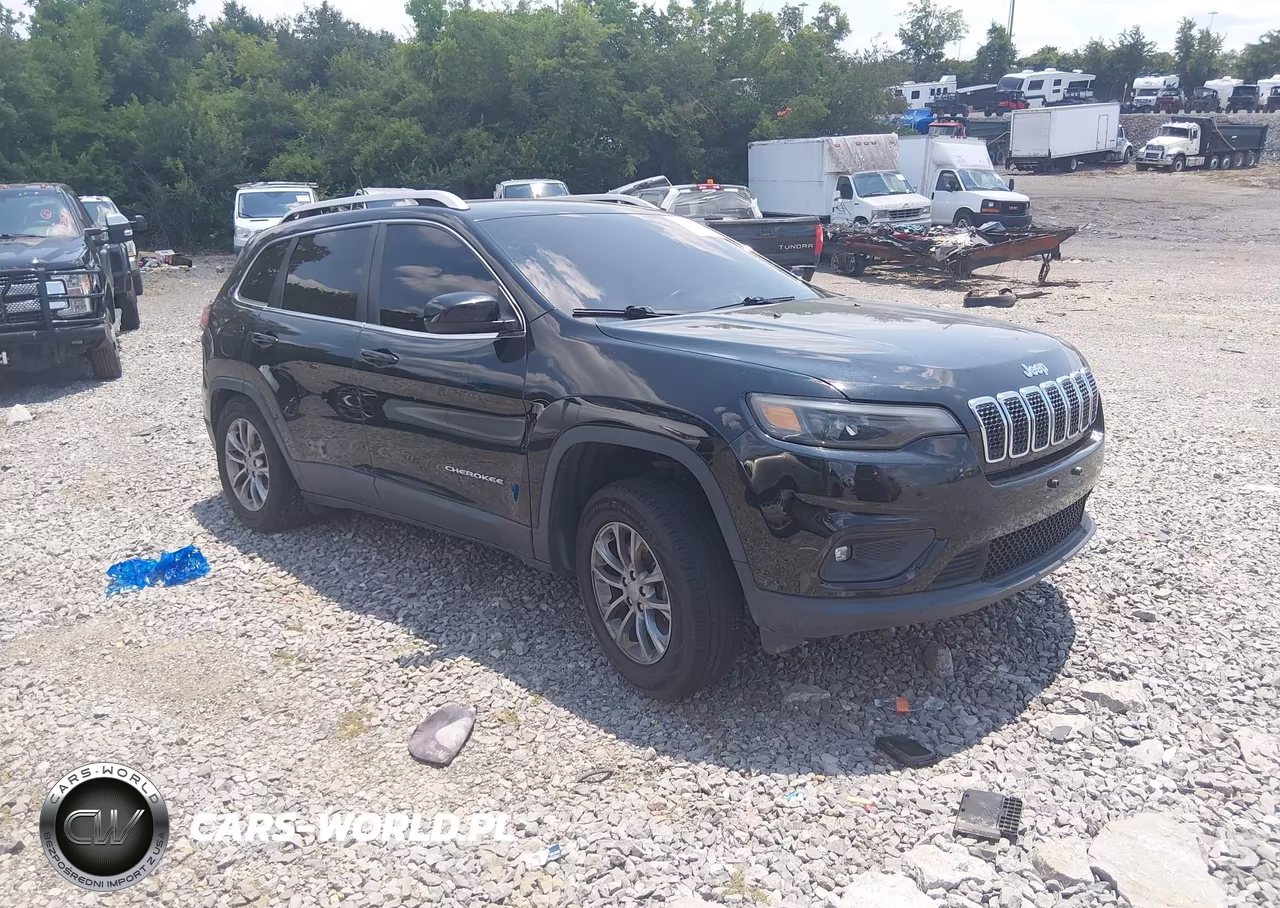 2019 Jeep Cherokee Latitude Plus 4X4 – zdjęcie 1 z 17