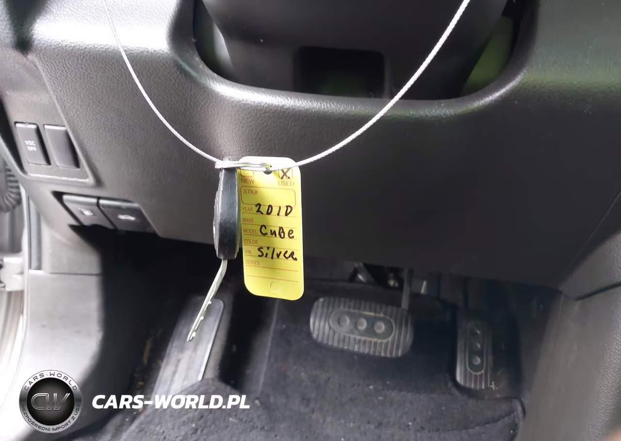 2010 Nissan Cube 1.8S VIN:JN8AZ2KR2AT164906 - 11