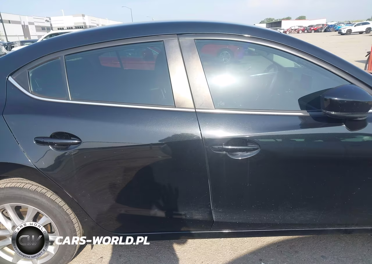 2018 Mazda Mazda3 Sport VIN:3MZBN1U70JM194192 - 13