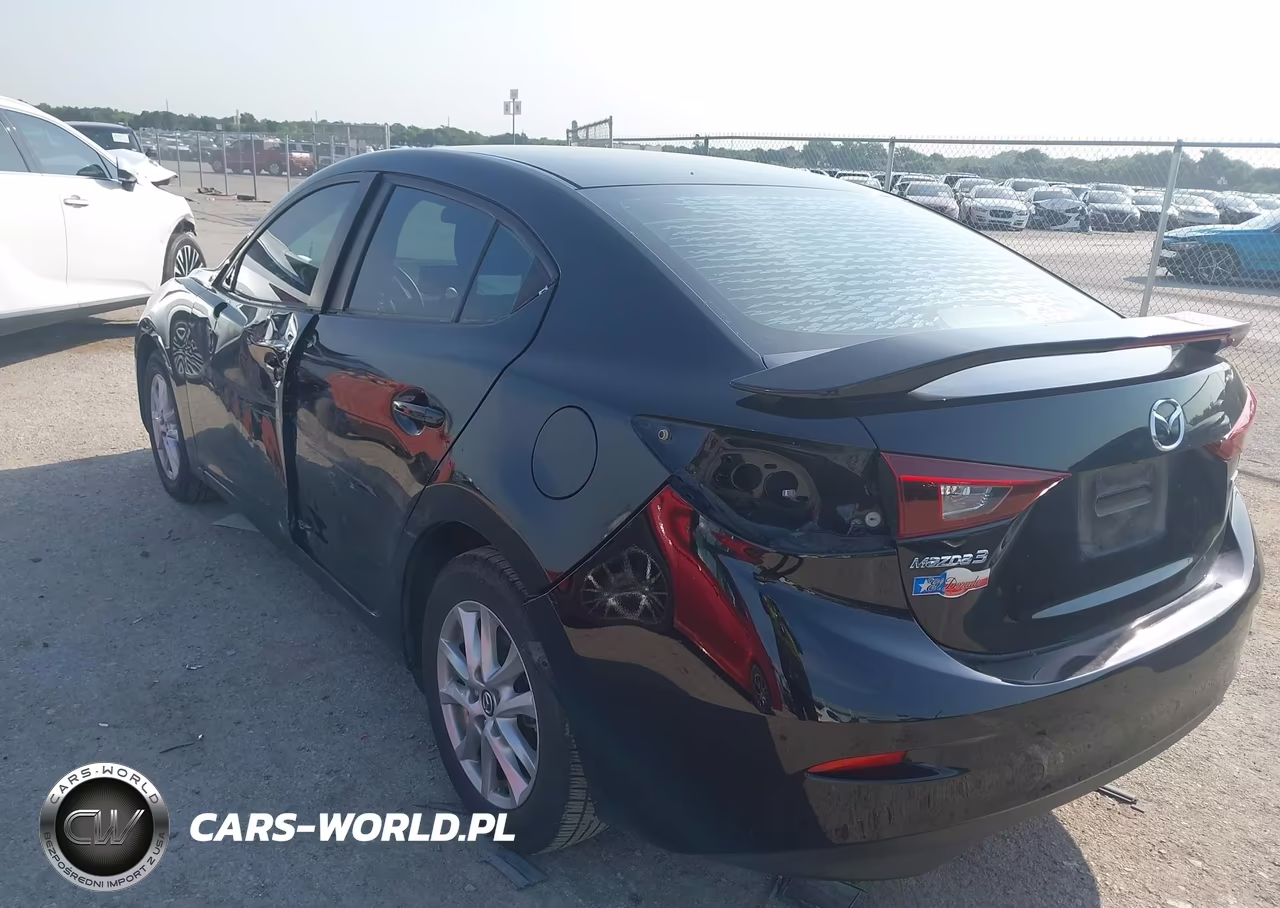 2018 Mazda Mazda3 Sport VIN:3MZBN1U70JM194192 - 6