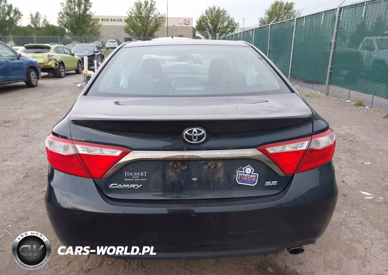 2015 Toyota Camry Se VIN:4T1BF1FK5FU083346 - 16
