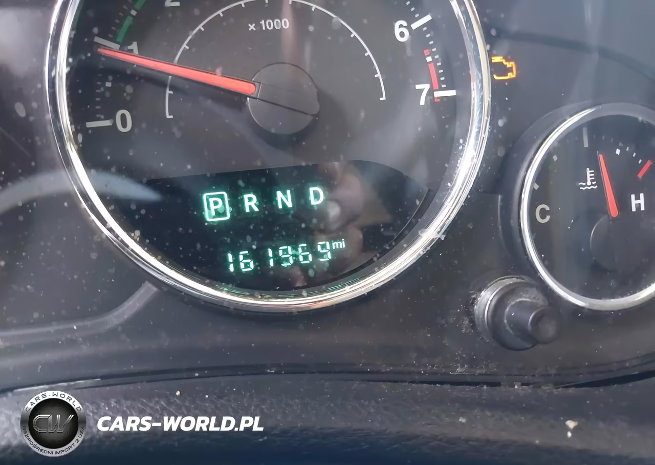 2016 Jeep Wrangler Unlimited Sahara VIN:1C4BJWEGXGL198545 - 15