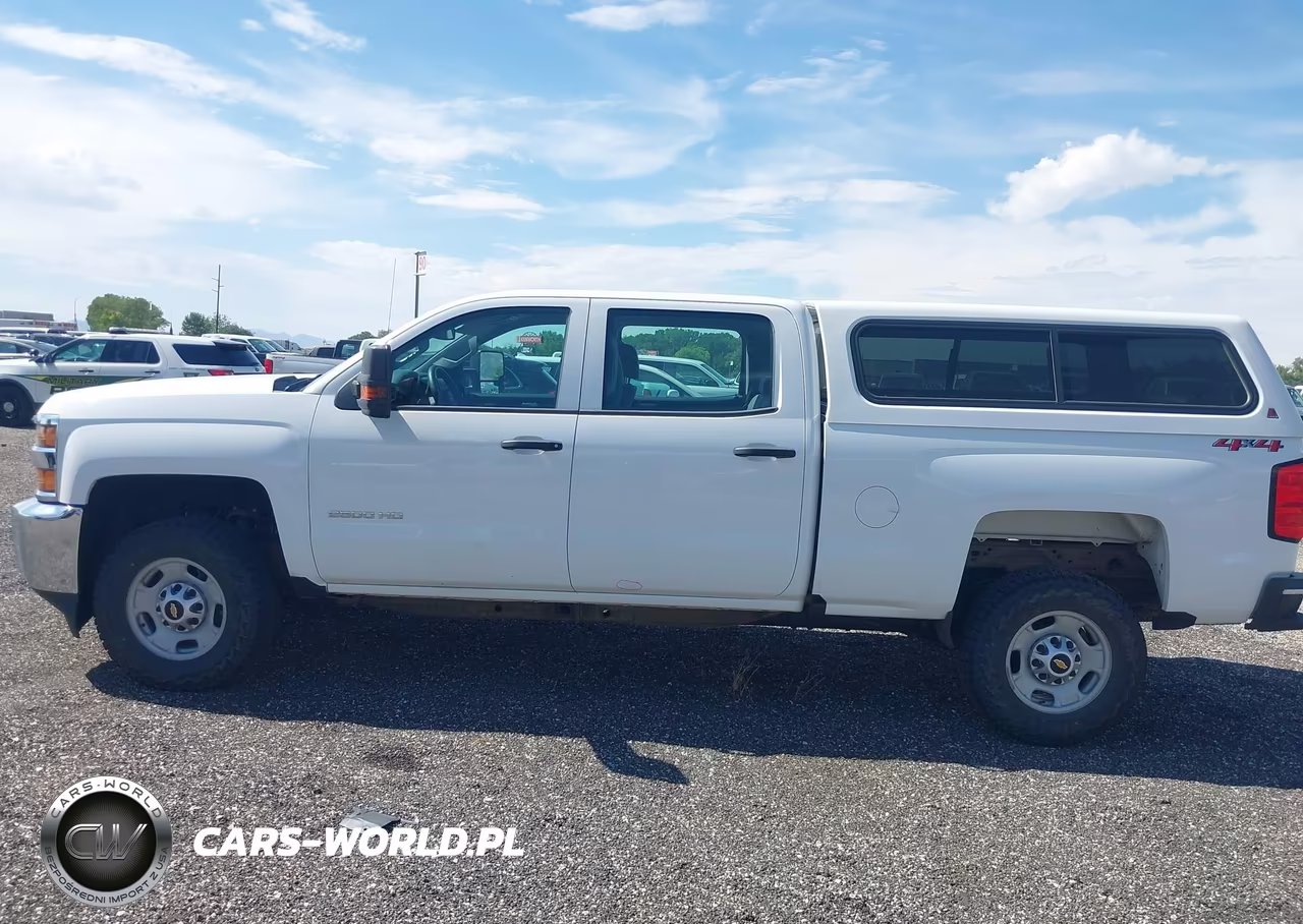 2018 Chevrolet Silverado 2500Hd Work Truck VIN:1GC1KUEG2JF257753 - 14