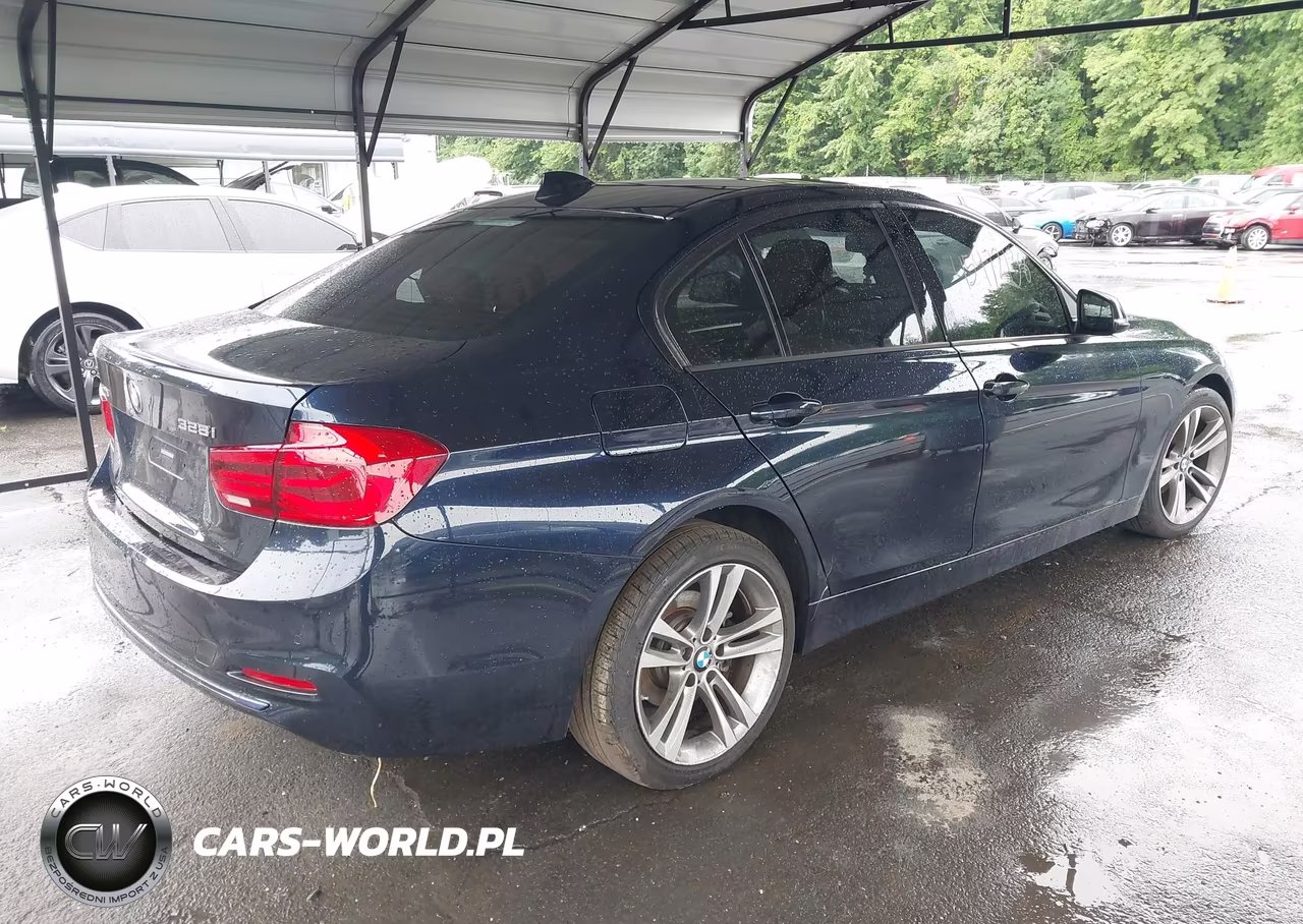2016 BMW 328I xDrive VIN:WBA8E3G55GNT78946 - 4