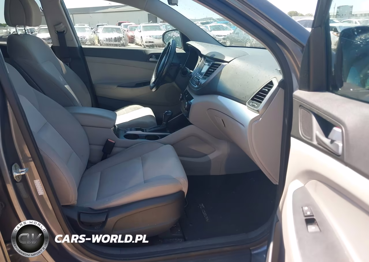 2016 Hyundai Tucson Sport VIN:KM8J33A27GU179164 - 5
