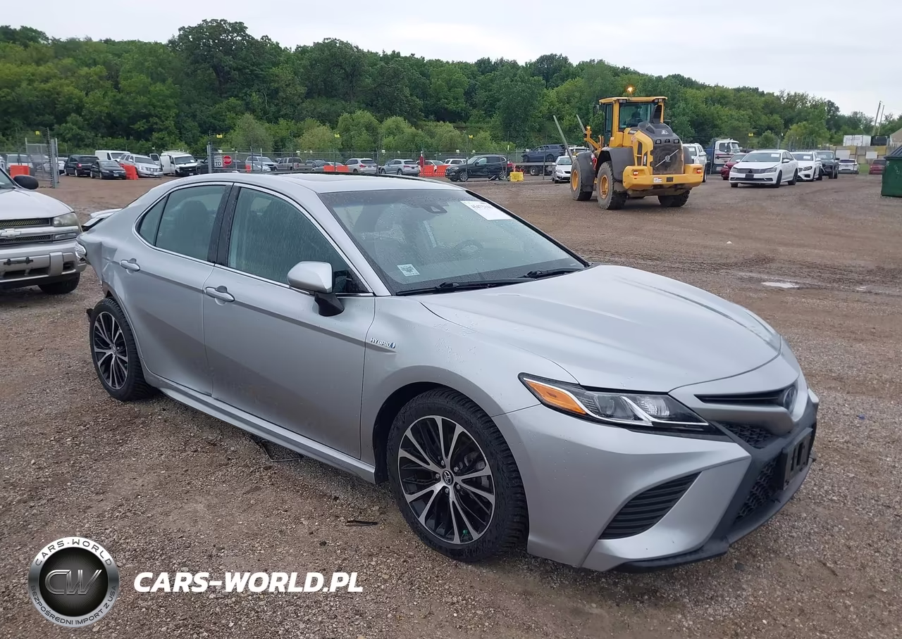 2020 Toyota Camry Se Hybrid – zdjęcie 1 z 16