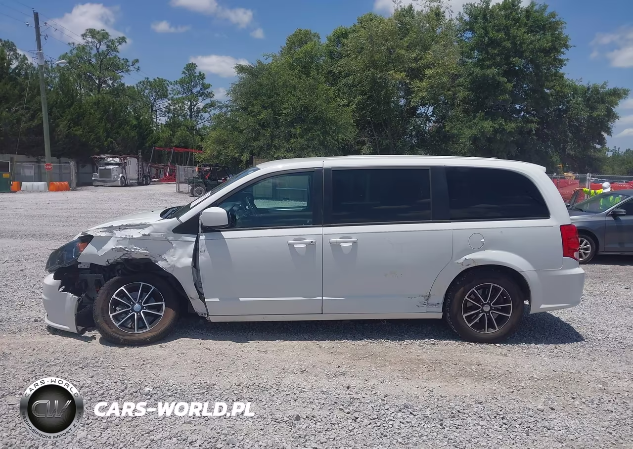 2019 Dodge Grand Caravan Gt VIN:2C4RDGEG9KR553331 - 14