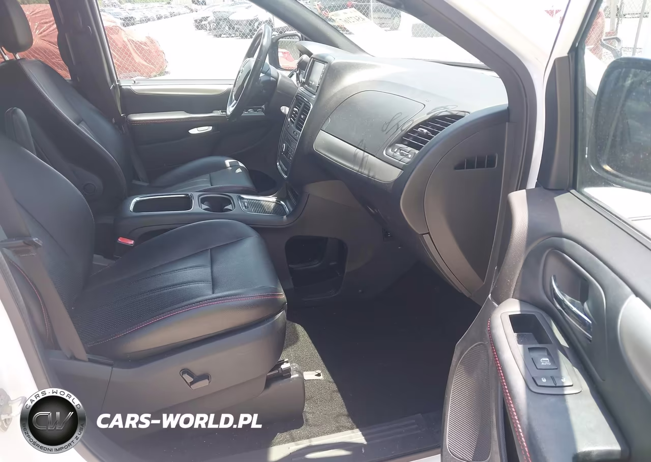 2019 Dodge Grand Caravan Gt VIN:2C4RDGEG9KR553331 - 5