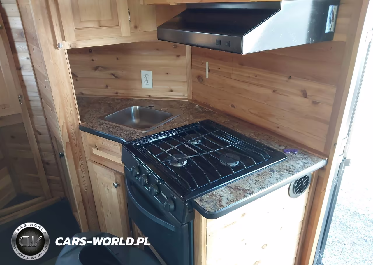 2019 Ice Castle Fish House VIN:5TJBE2313KM024126 - 16
