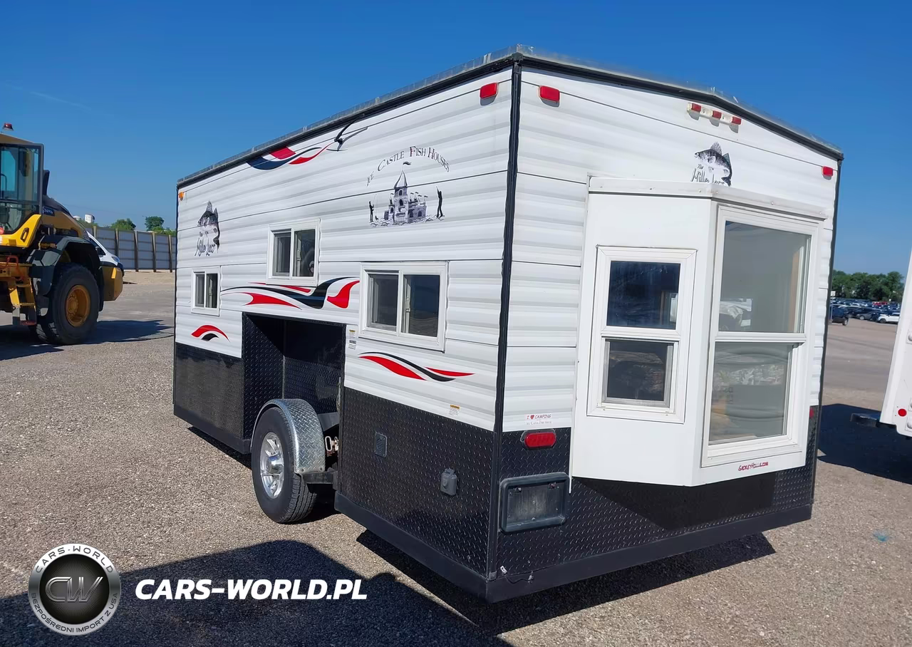 2019 Ice Castle Fish House VIN:5TJBE2313KM024126 - 3
