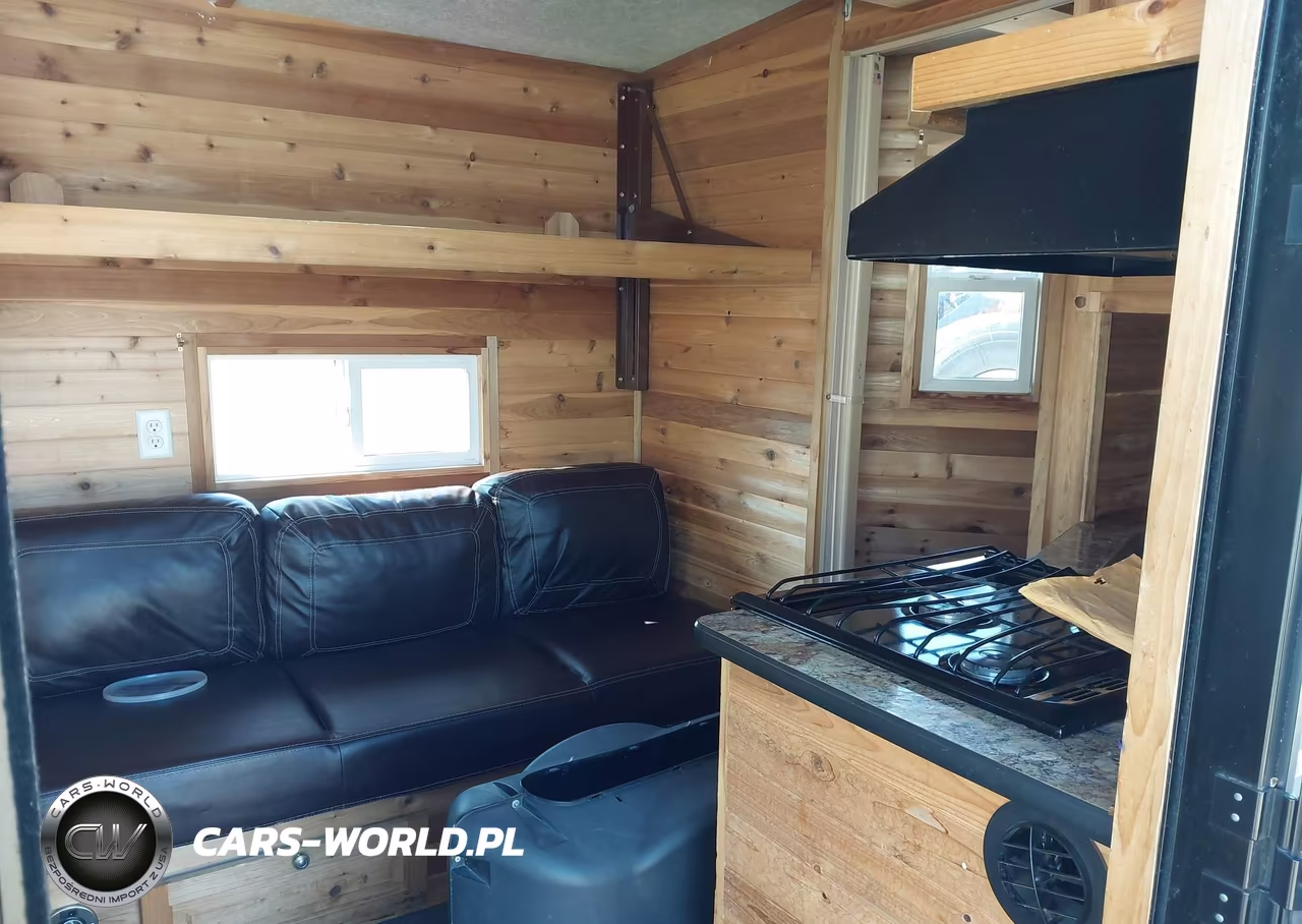 2019 Ice Castle Fish House VIN:5TJBE2313KM024126 - 5