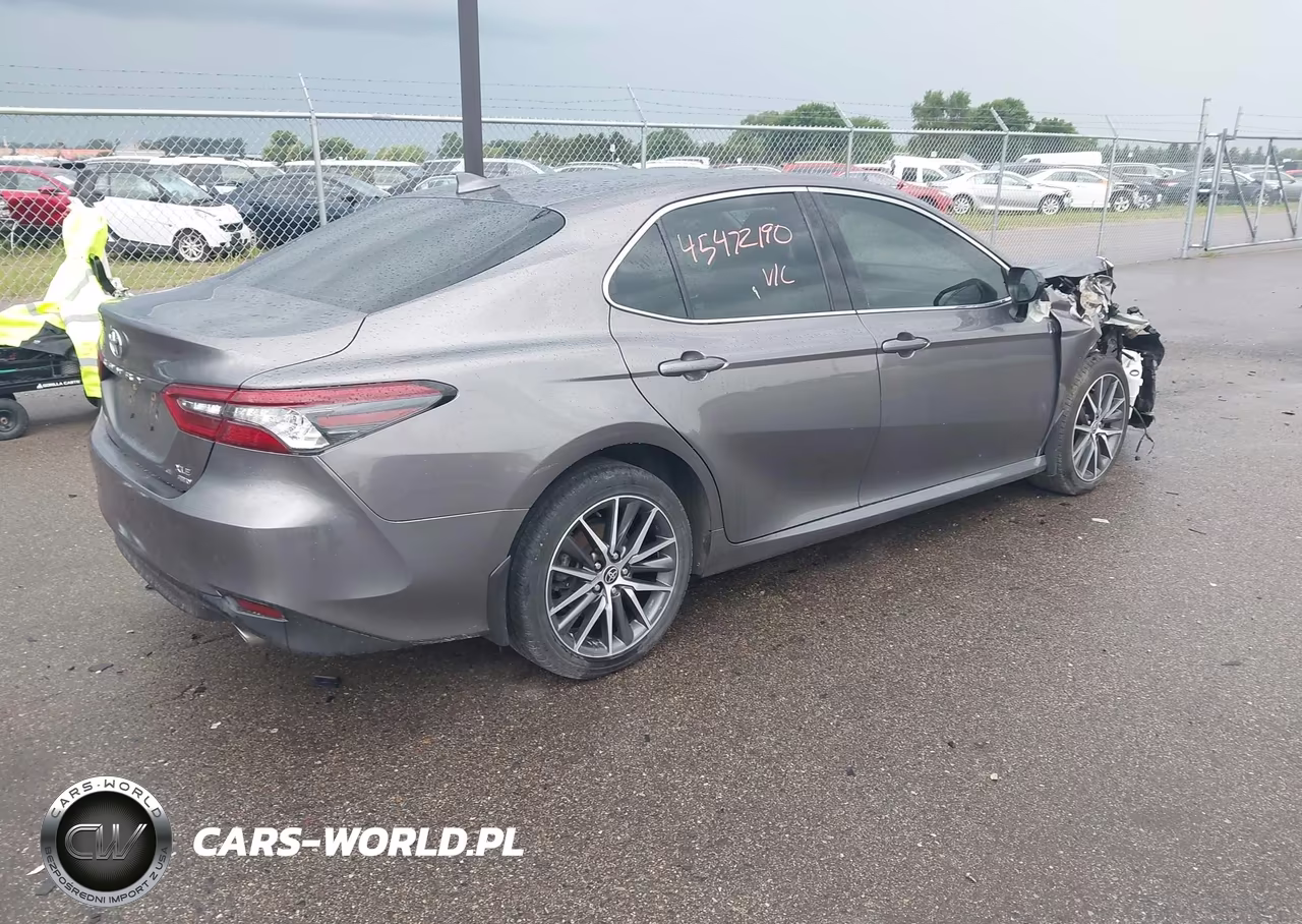 2022 Toyota Camry Xle Awd VIN:4T1F11BK1NU070243 - 4