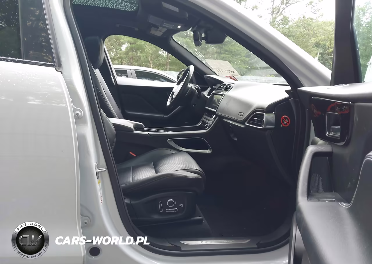 2018 Jaguar F-Pace 30T R-Sport VIN:SADCL2GX5JA287225 - 5