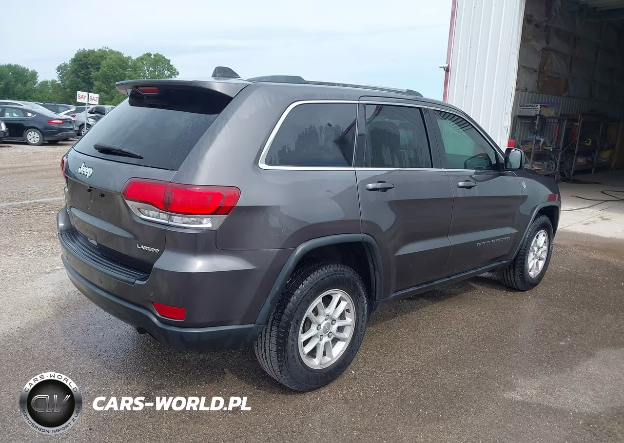 2020 Jeep Grand Cherokee Laredo E 4X4 VIN:1C4RJFAG4LC366100 - 4